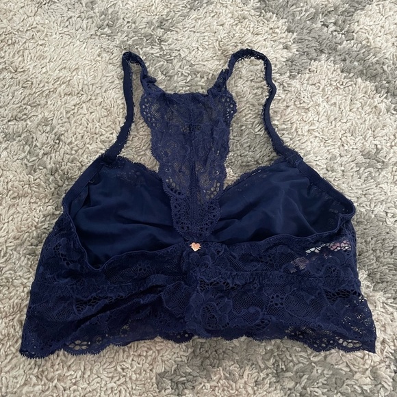 PINK Victoria’s Secret lace bralette - Picture 4 of 4